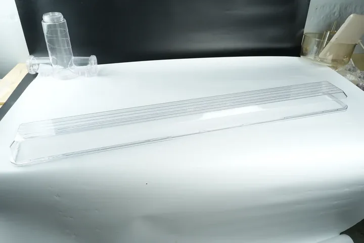 Long Clear Molded Cover Long transparent injection molded light guide cover
