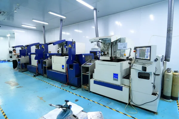 Wire EDM machines in the mold manufacturing workshop